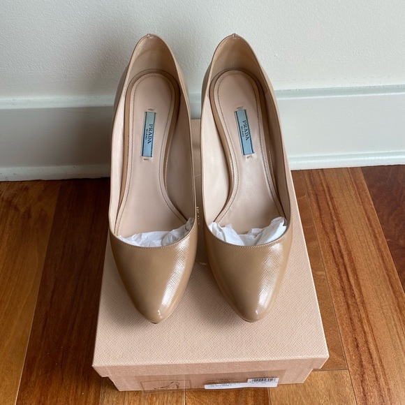 Prada Saffiano Leather Platform Pumps, Size 39.5 - Picture 4 of 16